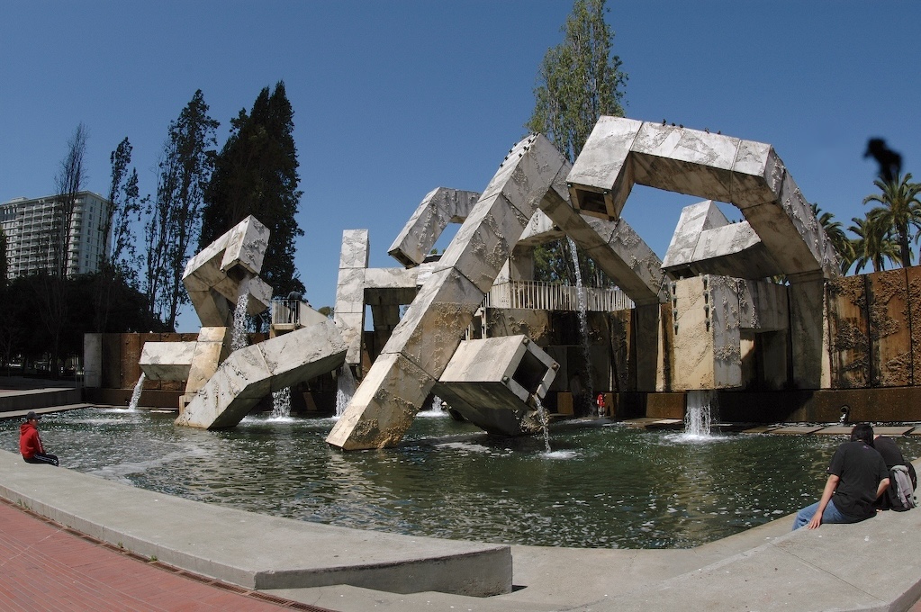 Vaillancourt Fountain in San Francisco's Embarcadero Plaza